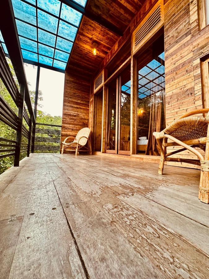 Winwood Ella Hotel Bagian luar foto