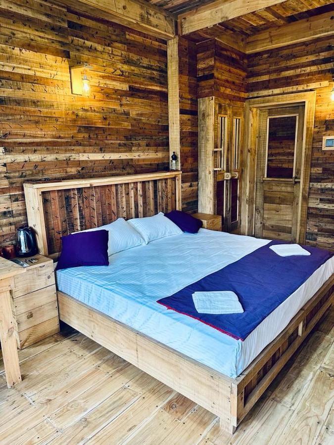 Winwood Ella Hotel Bagian luar foto