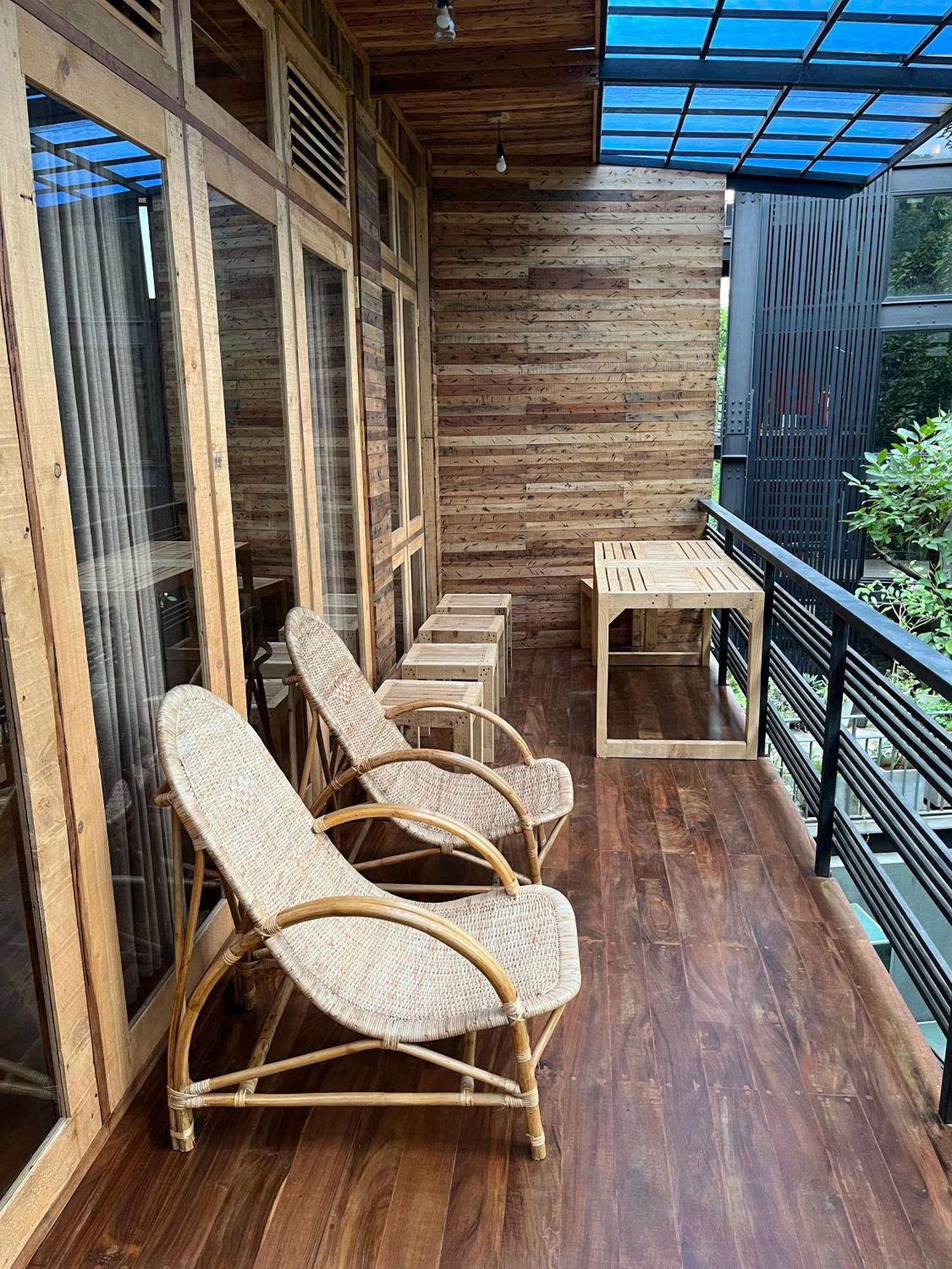 Winwood Ella Hotel Bagian luar foto