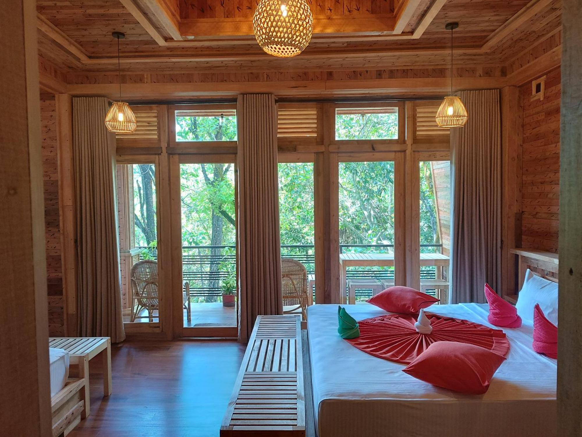 Winwood Ella Hotel Bagian luar foto