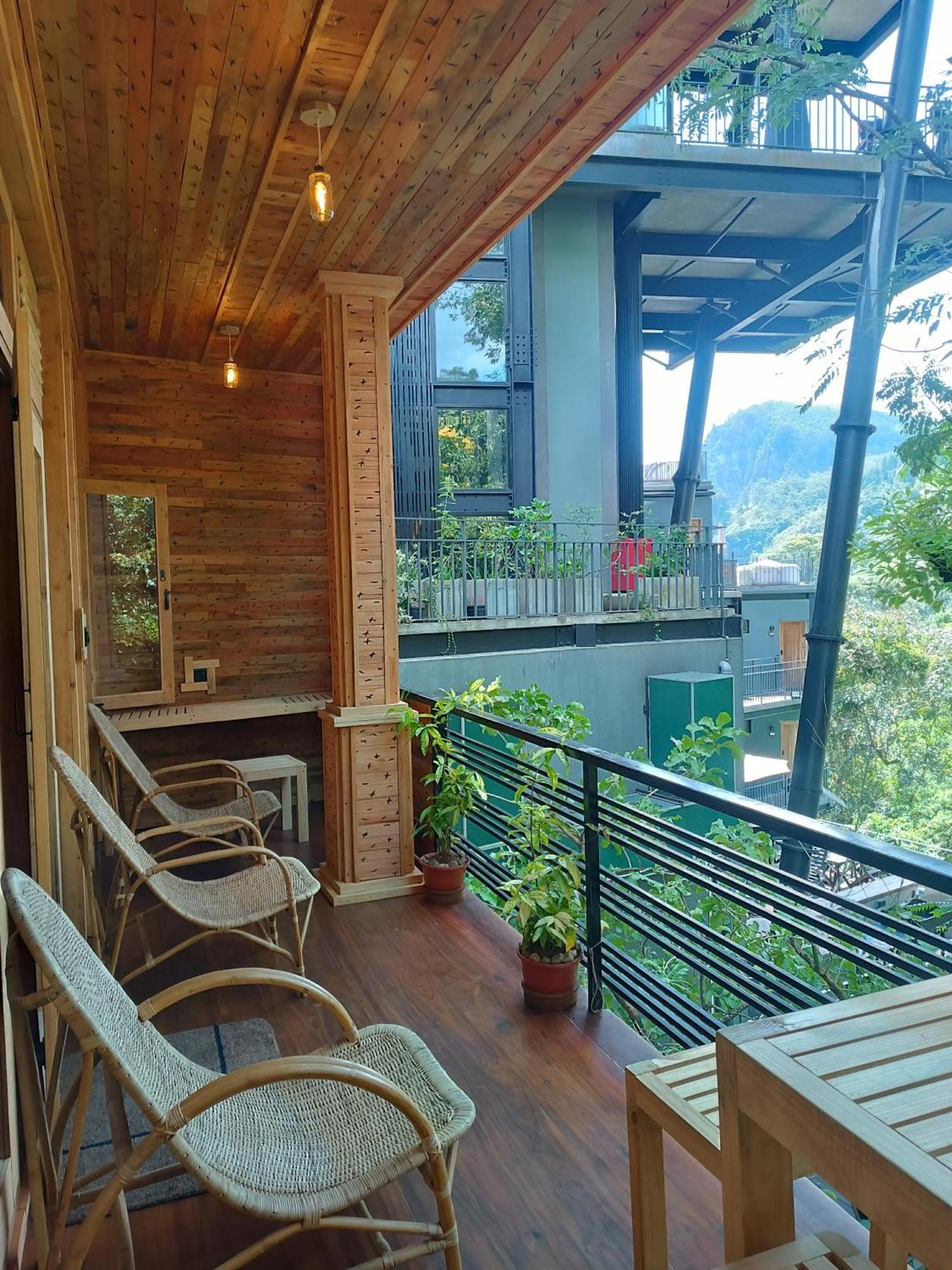 Winwood Ella Hotel Bagian luar foto